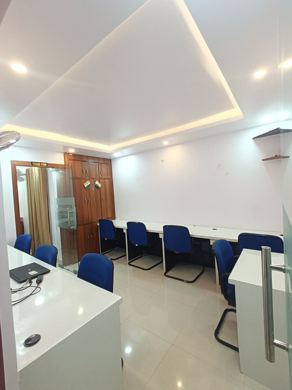 Team Pod Flexi Desks